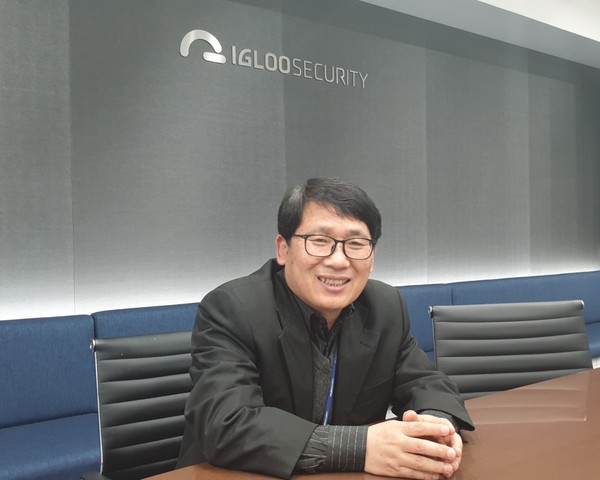  전영주 연구위원은 “이글루시큐리티가 20여년 축적해온 보안 관제 역량을 ‘스파이더 SOAR’에 총집약했다. 국내 보안 관제 환경에 최적화돼 있기 때문에 효율성을 극대화할 수 있는 솔루션”이라고 강조했다.