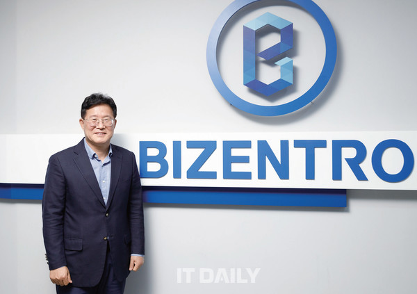 “우리 기술로 세계 시장 NO.1” 비젠트로를 성장 발전시키는 가장 큰 원동력은 개발 주체이자 창립멤버들이라고 김홍근 대표는 강조했다. 그들은 본인들이 개발한 솔루션들이 세계 시장에서 넘버원이 되는 게 가장 큰 소망이라고 한다.