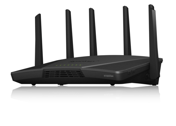 시놀로지 플래그십 라우터 모델 RT6600ax