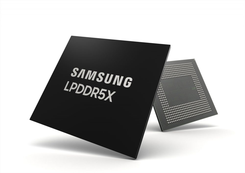 삼성전자의 LPDDR5X 제품 모습.