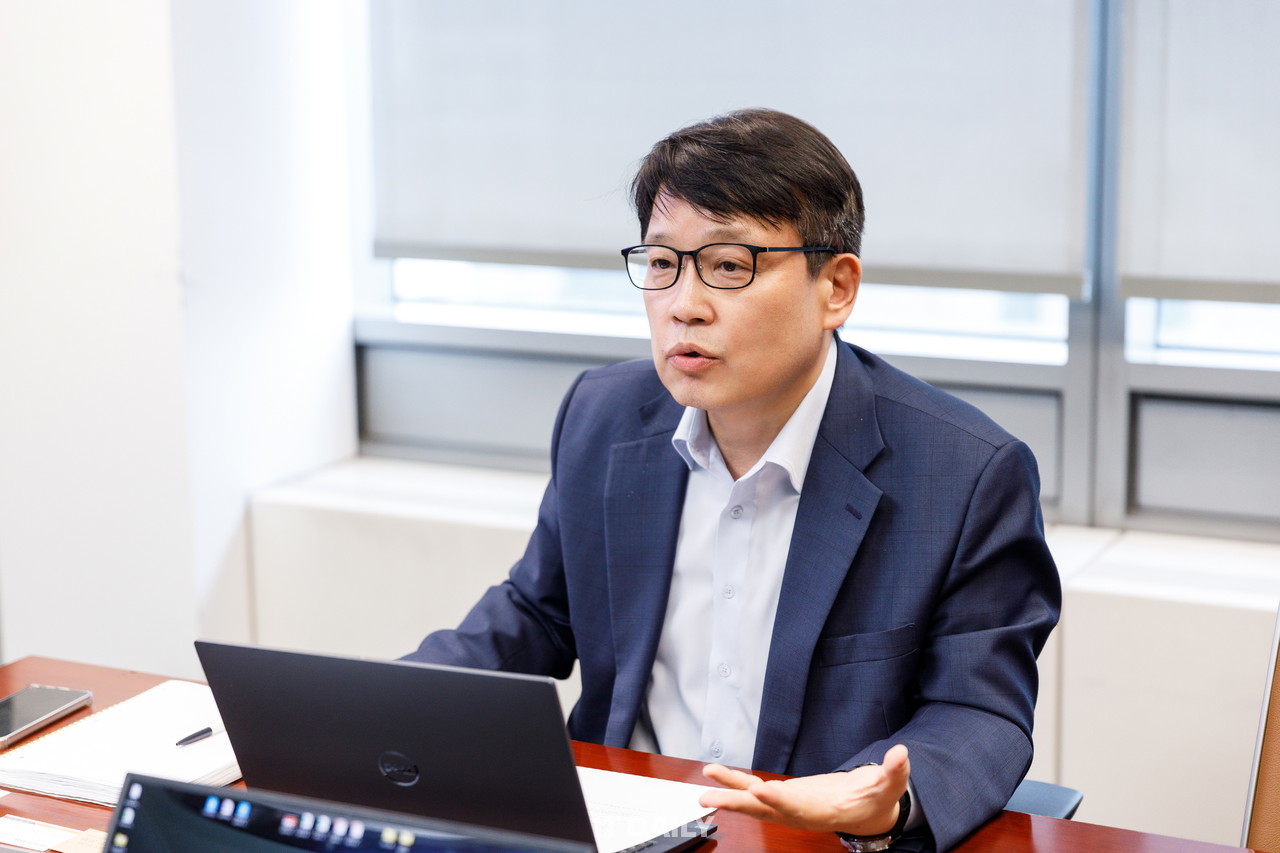 허주 전무는 “과다한 데이터를 갖고 있으면 관리하기 힘들고, 비용도 많이 든다. 데이터도 다이어트가 필요하다”면서 “파워스토어 프라임의 실시간 데이터 절감 기술은 5:1의 절감률을 보장한다”고 강조했다.