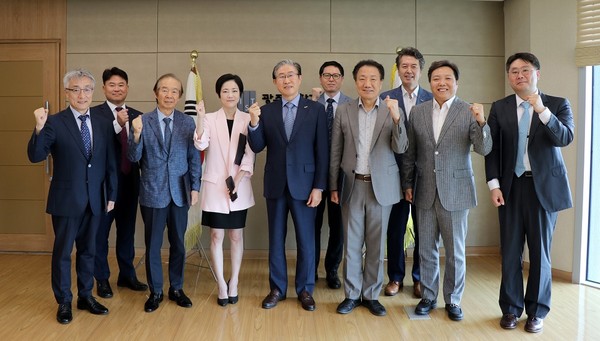 GIST AI정책전략대학원 특임교수 임명식 단체사진.