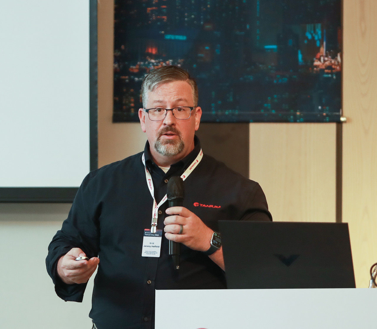 태니엄 솔루션 엔지니어링 및 커스토머 석세스 부문 제레미 햇필드 SVP