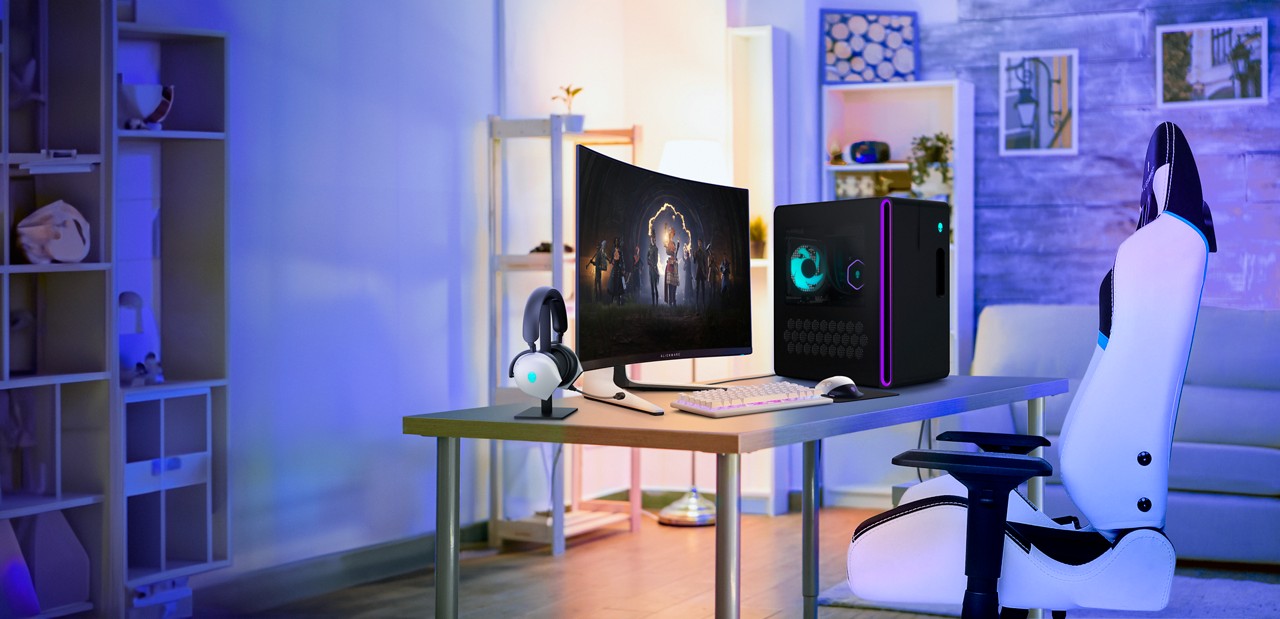 델 에일리언웨어 32 4K QD-OLED 게이밍 모니터 및 에일리언웨어 오로라R16 게이밍 데스크톱