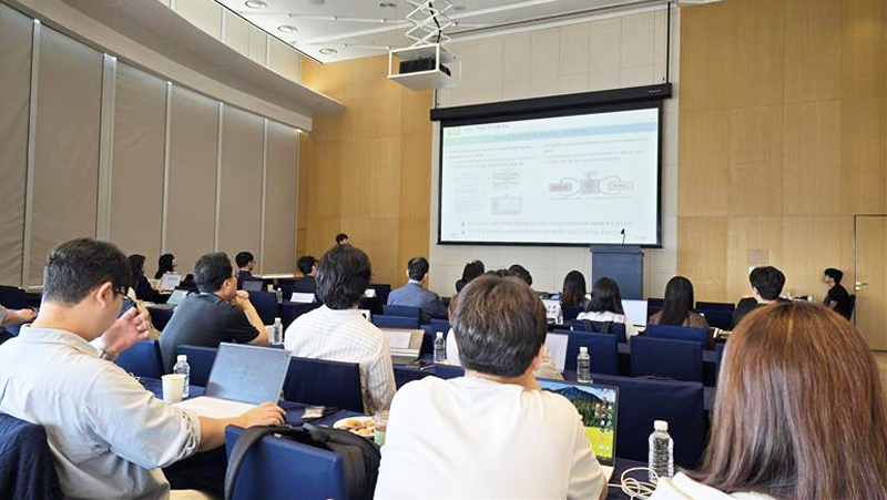 솔트룩스 주관 ‘사회적·윤리적 학습을 위한 데이터 특성 및 생성 AI 모델의 윤리성 향상 연구’ 워크숍 현장 (사진=솔트룩스)