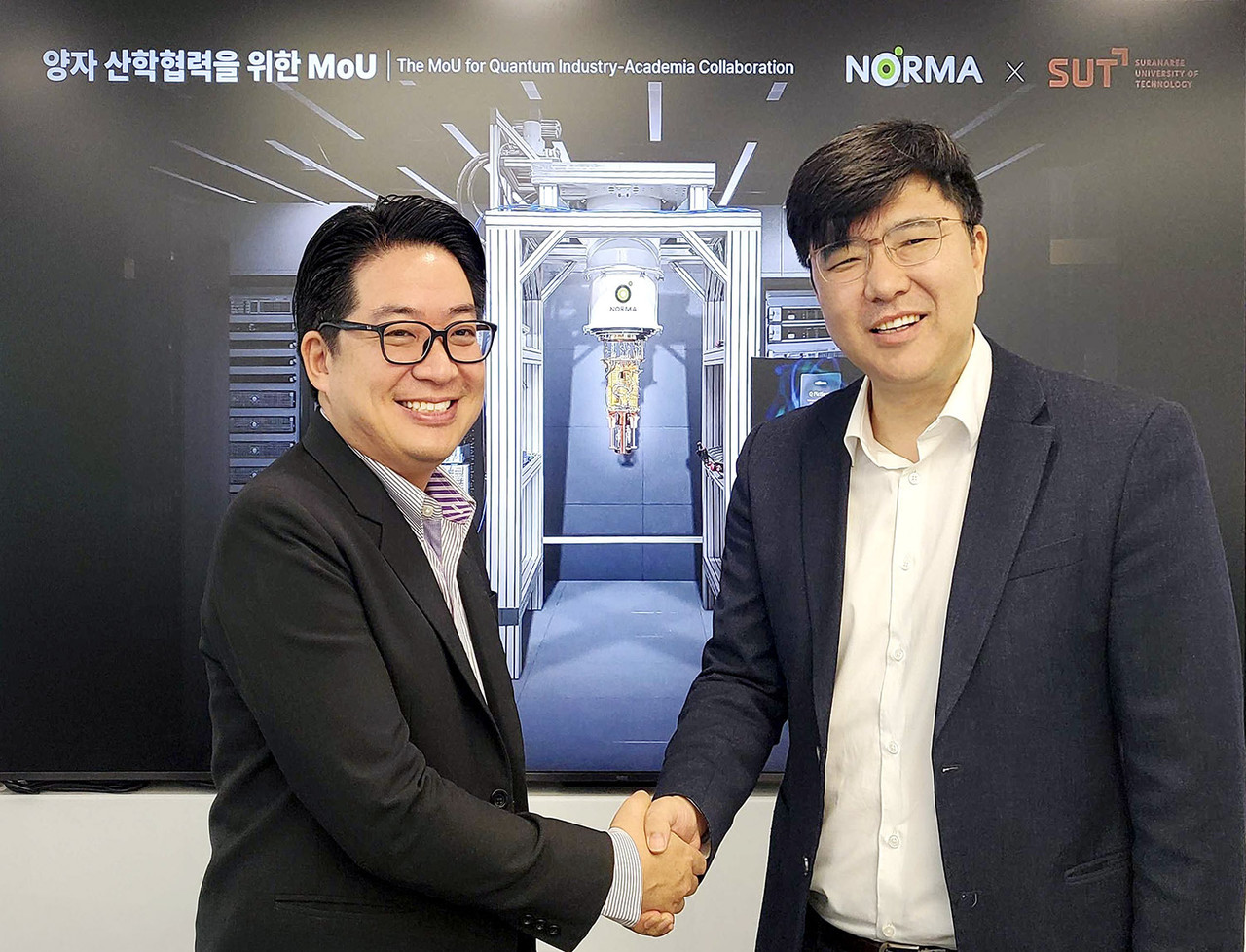 태국 수라나리 공과대학 워라왓 미와사나 교수(왼쪽), 노르마 정현철 대표