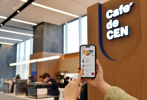 아이티센그룹 사내 모바일 카페 앱 ‘카페드센’ 이용 화면