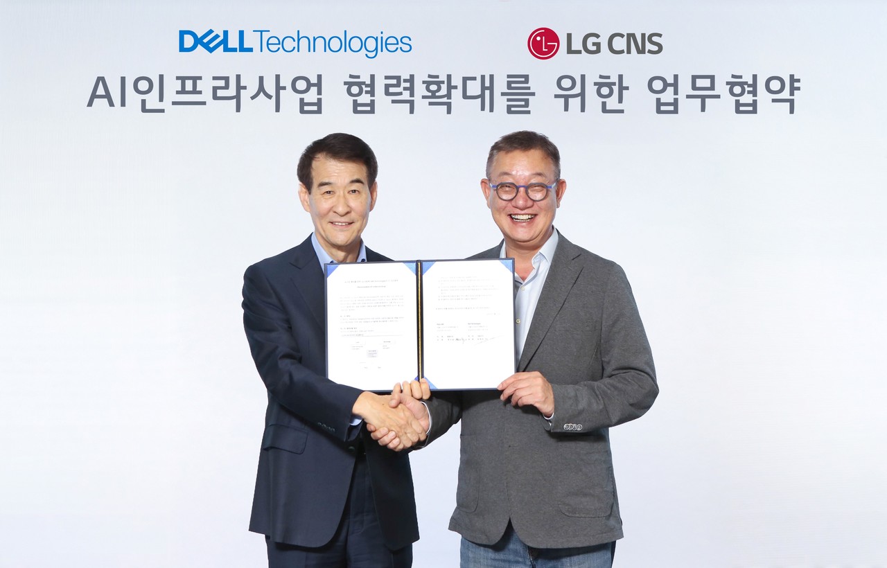 한국 델 테크놀로지스 김경진 총괄사장(왼쪽), LG CNS 현신균 사장