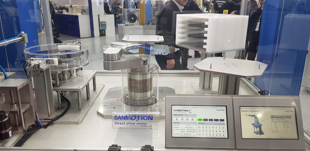 산요전기의 웨이퍼 자동 이송장치. 사진=조민수