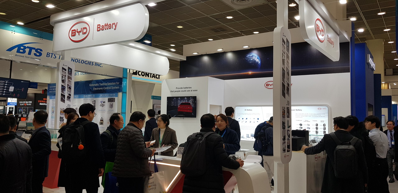 행사에 첫 참가한 중국 BYD 부스 .