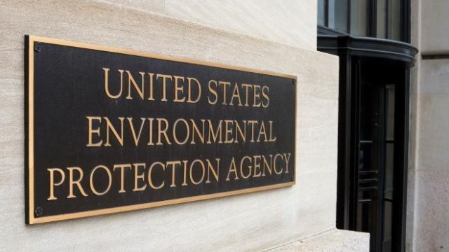 미국 환경보호국(EPA) 빌딩에 걸려 있는 현판. 사진=EPA