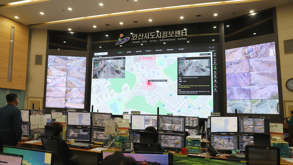 인텔리빅스 생성형 비전 AI 관제 시스템 젠 AMS 화면