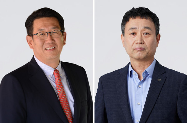 함재경 부사장(왼쪽), 이현욱 전무