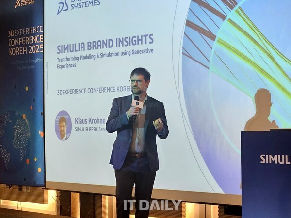 다쏘시스템 클라우스 크로네(Klaus KROHNE) 시뮬리아 아태지역 영업 디렉터