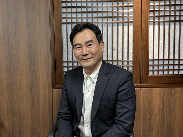  데이터스트림즈 이종헌 AI 사업전략본부장은 “데이터스트림즈는 신뢰할 수 있는 데이터를 기반으로 LLM이 구동되도록 만드는 역량을 갖추고 있다. 단순 생성형 AI 도입이 아닌, 그 기반을 신뢰할 수 있도록 설계하는 근본적인 전략이다”라고 강조했다.