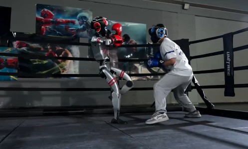 국제 휴머노이드 올림피아드에서 유니트리 G1 로붓이 복싱 경기를 진행하고 있다. 사진=올림피아드 홈페이지