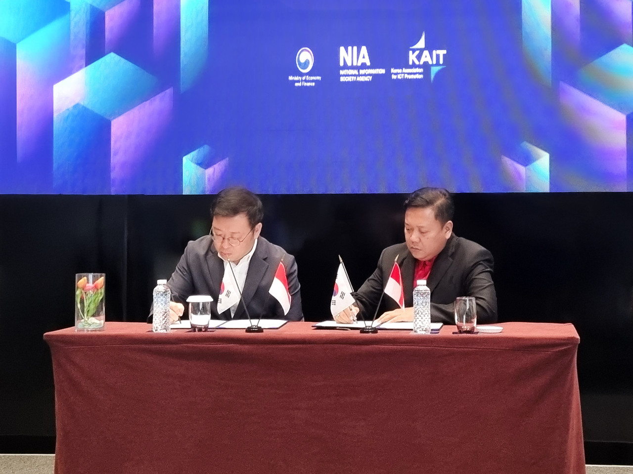 오내피플 남정효 이사(왼쪽), APJASI 수브칸(Subkhan) 이사