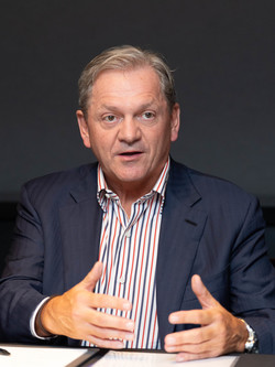 인포 불프강 코벡 국제사업 총괄부사장이 인터뷰 질문에 답변하고 있다. (사진=인포)