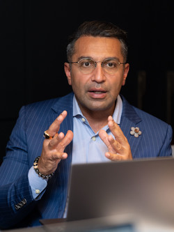 인포 테리 스마 아시아태평양일본 담당 수석부사장이 인터뷰 질문에 답변하고 있다. (사진=인포)