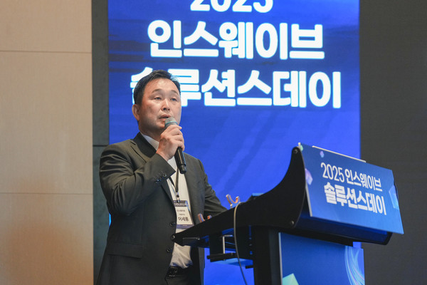  인스웨이브 어세룡 대표